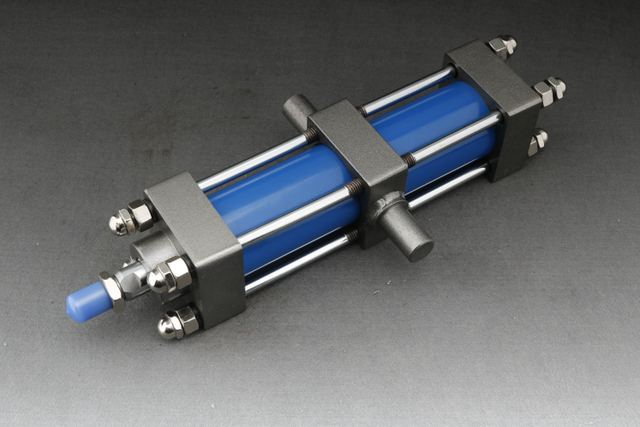 Sorc&oacute;ir hiodr&aacute;lach MOB Duty Duty Tie Rod